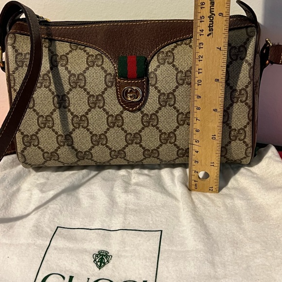 Gucci Monogram Sherry Line Sling or crossbody bag - Picture 4 of 16